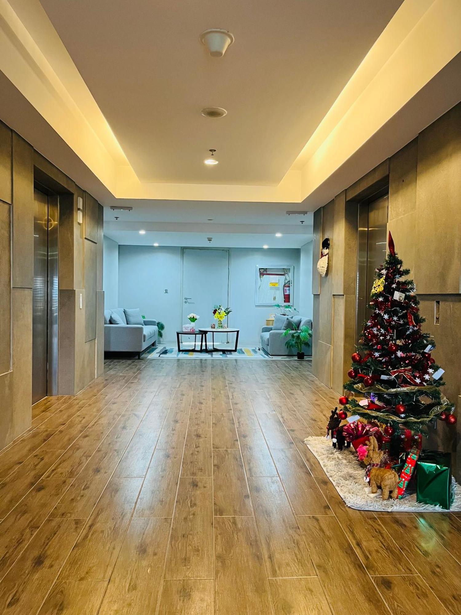 Aeontower Suites&Hotel By Cmc Davao Stadt Exterior foto